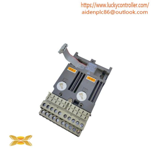 Siemens Bus Module 6ES5700-8MA11 - Industrial Control System Connectivity Module